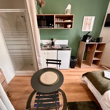Le Vert-Tige - Gare - Centre Ville - Stationnement Facile Apartment *